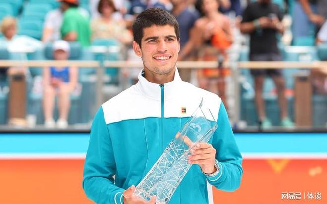 屡创佳绩 屡创佳绩