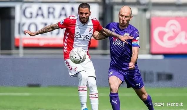 中场老将弗 中场老将弗